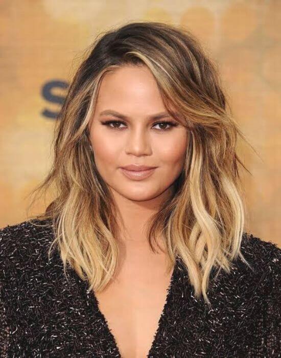 15 Stylish Hairstyles For Round Faces Quillcraze