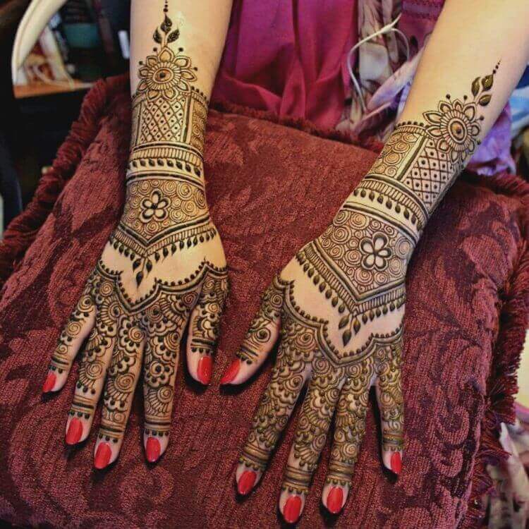 Incrideble Bridal Mehndi Designs
