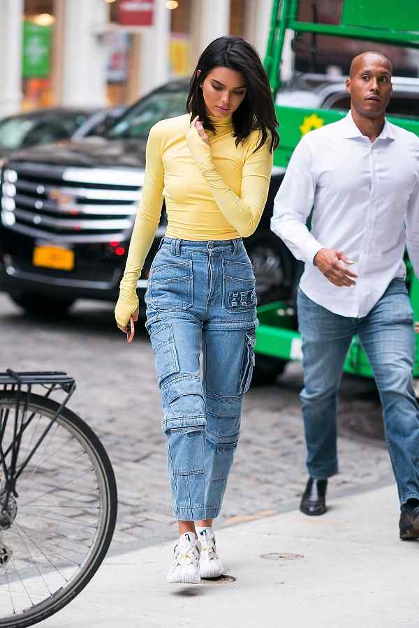 25 Best Kendall Jenner Street Style & Outfits to Copy This Year